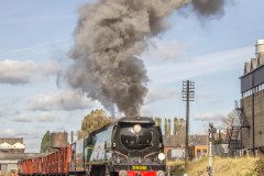 SR ‘BB’ 34081 ’92 Squadron’ on GCR