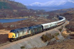 37424 + 37403 at Loch-a-Chuillan